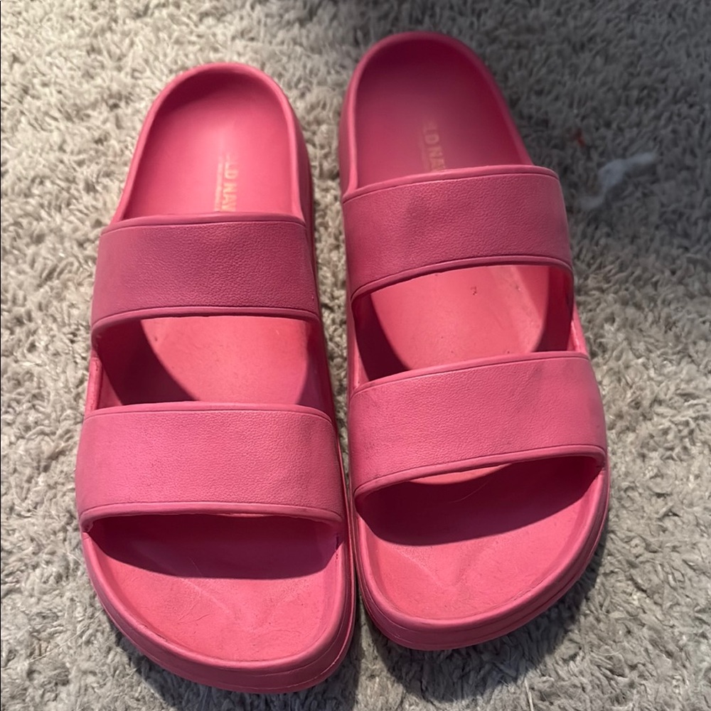 Old Navy Women's Pink Slide Sandals